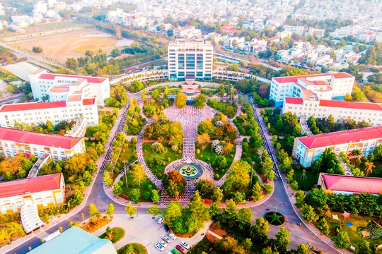 AIDE - Nền tảng trí tuệ nhân tạo hỗ trợ số hóa và mô phỏng trong đào tạo nha khoa