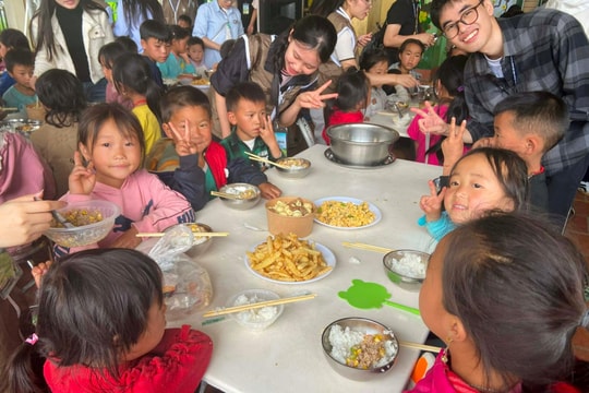 Cải thiện dinh dưỡng cho trẻ em góp phần giảm nghèo từ gốc