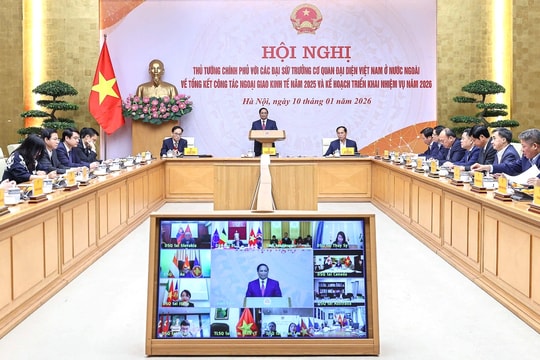 Tái định vị hình ảnh quốc gia Việt Nam trong kỷ nguyên công nghệ