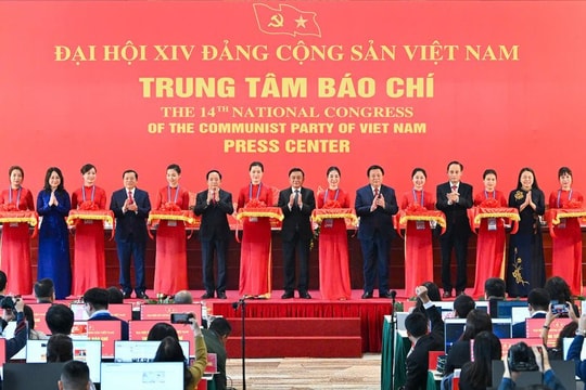 Khai trương Trung tâm Báo chí và họp báo quốc tế về Đại hội XIV của Đảng
