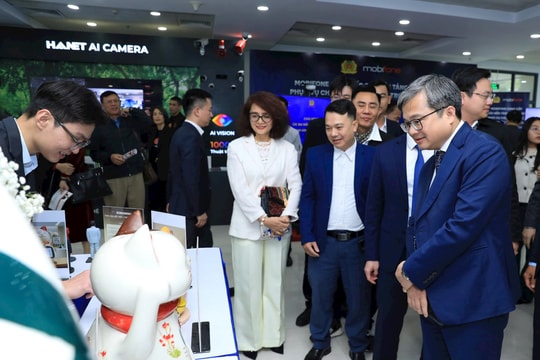 Hà Nội khai trương Sàn Giao dịch công nghệ và Chợ Chuyển đổi số