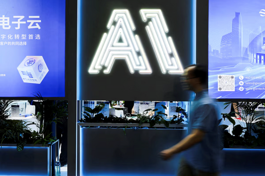 Trung Quốc tăng tốc thực hiện chiến lược “AI plus”