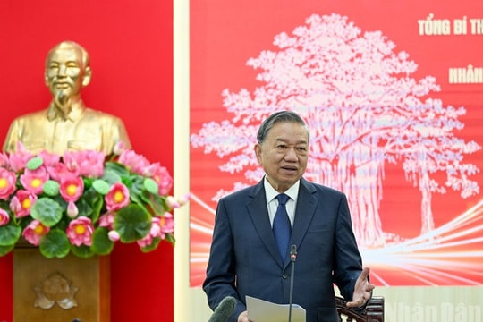 Báo Nhân Dân phải là tờ báo giữ vững nền tảng, dẫn dắt đổi mới(*)