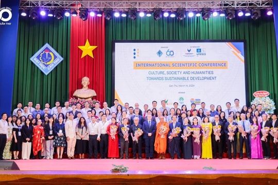 Văn hoá, xã hội và nhân văn hướng đến phát triển bền vững
