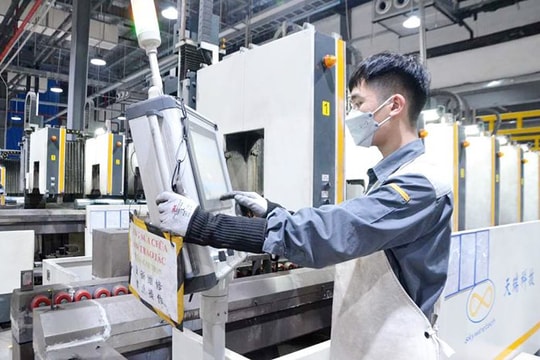 Đến năm 2030, ít nhất 300.000 doanh nghiệp nhỏ và vừa được hỗ trợ nền tảng số, ứng dụng AI