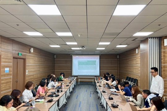 Vietnam Journal of Science and Technology organizes AI training for officials and employees