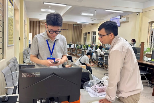 Đặt lịch thủ tục hành chính qua ứng dụng: "Tiện" thì có nhưng "lợi" thì chưa