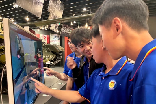 Live Heritage - Chương trình giáo dục di sản ý nghĩa bằng công nghệ