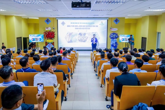 Quản lý sức khỏe và kiểm soát dịch bệnh trên tôm theo hướng hiện đại, tích hợp và bền vững
