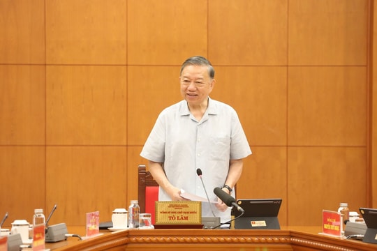 Tổng Bí thư, Chủ tịch nước Tô Lâm: Hoàn thiện đề án về phát triển công nghệ lượng tử mang tầm chiến lược