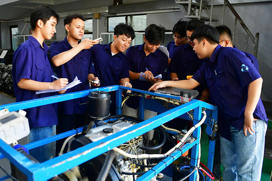 Trường ĐH Bách khoa TP. HCM: Hơn 72% ngành học được hưởng học bổng