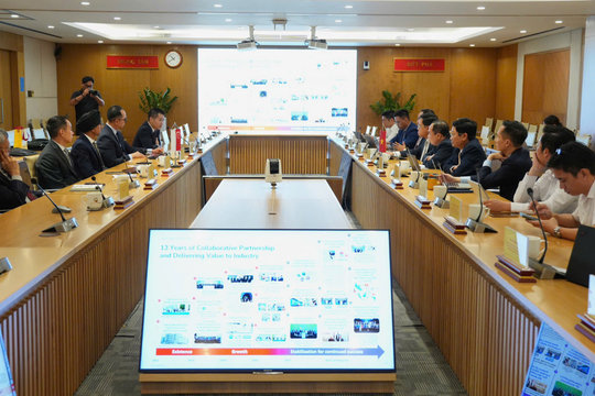 Vietnam MoST and Singapore partners advance establishment of VAMRC