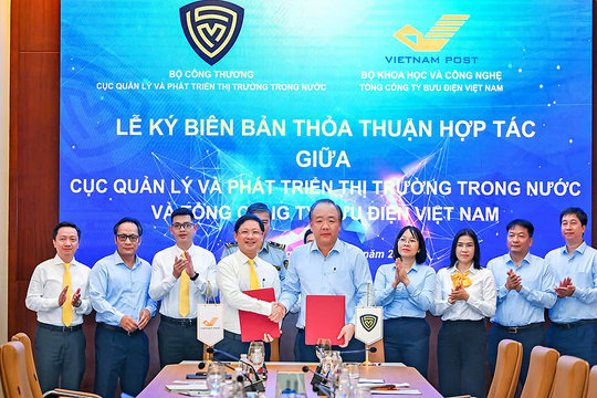 Bưu điện Việt Nam tham gia phát triển hạ tầng phân phối hàng Việt
