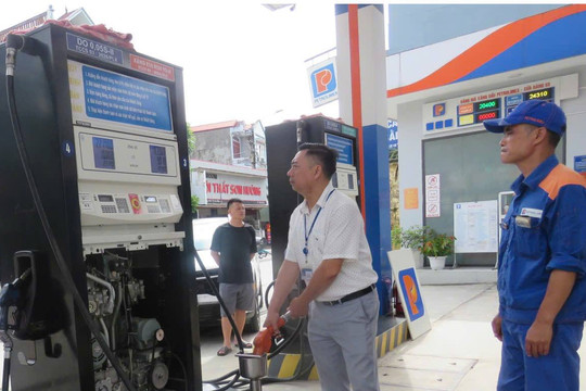 Cao Bằng kiểm tra tiêu chuẩn, đo lường, chất lượng gas và xăng, dầu tại các cửa hàng trên địa bàn tỉnh