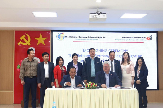 Trường Cao đẳng Việt - Đức Nghệ An thúc đẩy chuyển đổi số trong đào tạo nghề