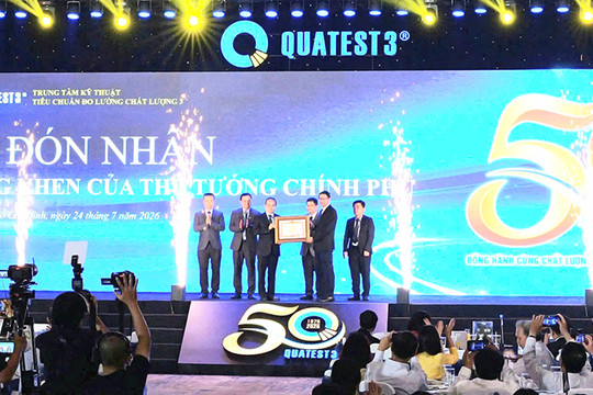QUATEST 3 nhận Bằng khen của Thủ tướng Chính phủ nhân 50 năm thành lập