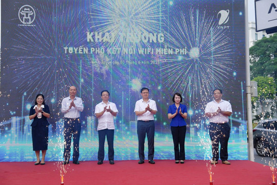 Phường Vĩnh Tuy khai trương tuyến phố WiFi miễn phí cho người dân