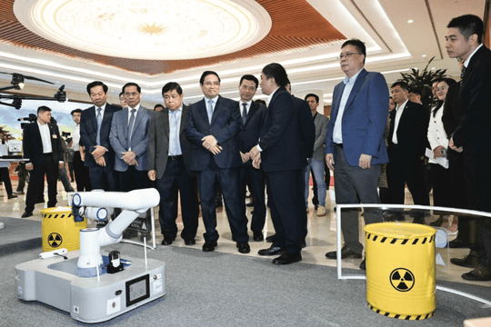 Robot tự hành quan trắc phóng xạ: Bước tiến cho an toàn hạt nhân Việt Nam