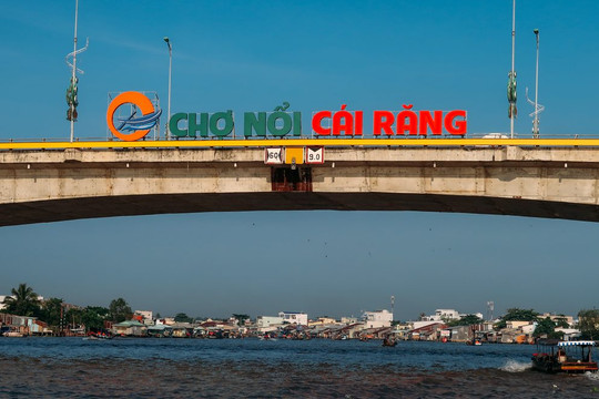 Cần Thơ hướng tới phát triển du lịch bền vững trong bối cảnh hội nhập và chuyển đổi số