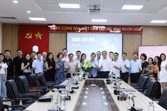 Giáo dục trong thời đại AI: Từ dạy cách giải bài toán đến năng lực đặt câu hỏi