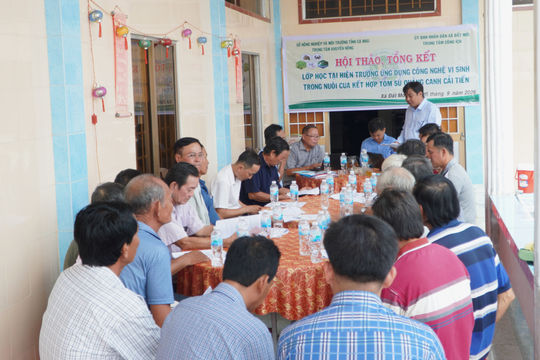 Người dân xã Đất Mới chủ động ứng dụng công nghệ vi sinh nuôi cua kết hợp tôm sú quảng canh