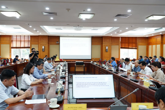 Triển khai các nhiệm vụ về công nghệ chiến lược phải bảo đảm công khai, minh bạch, không chạy theo số lượng