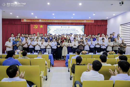 Tăng cường quản trị trường học dựa trên nền tảng số thích ứng bối cảnh trường phổ thông liên cấp, liên điểm tại Cà Mau