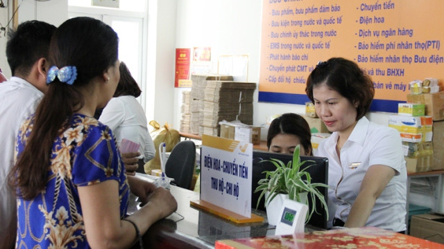  Bưu điện Lào Cai phát hành thẻ chi trả lương hưu điện tử 
