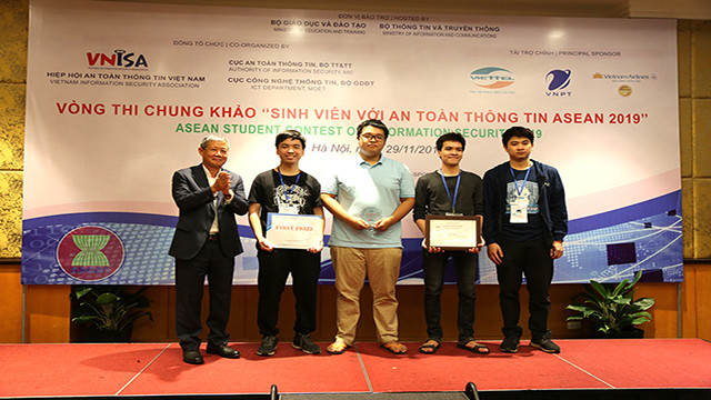  Đại học Công nghệ dành ngôi "Quán quân" cuộc thi ATTT ASEAN 2019 