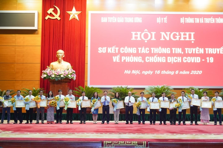 Sự xông pha, hiệp lực của báo chí chống dịch COVID-19 có ý nghĩa lớn