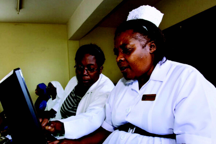Rwanda và những kẻ mơ mộng về y tế số tại châu Phi