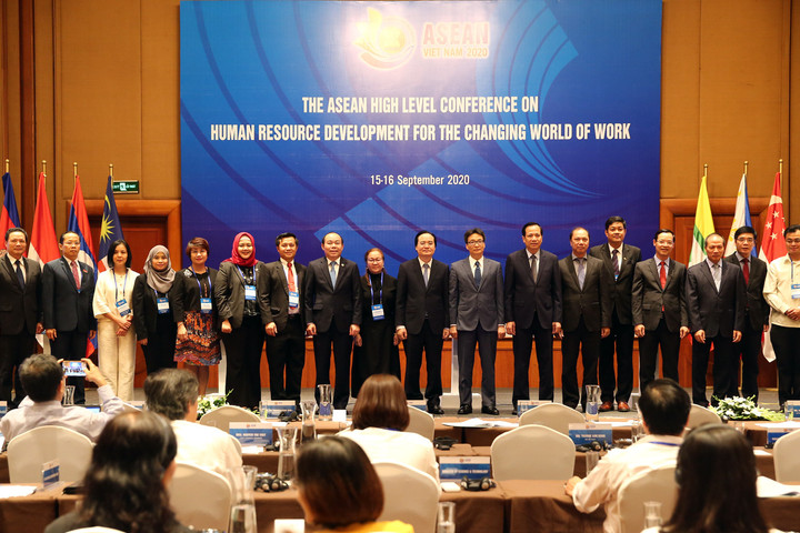Phát triển nguồn nhân lực - Ưu tiên hàng đầu của Cộng đồng ASEAN