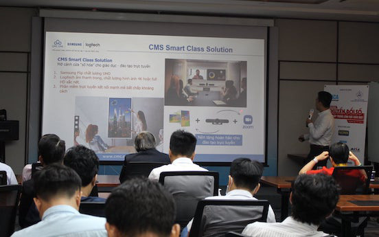 Xây dựng môi trường giáo dục số với CMS Smart Class Solution