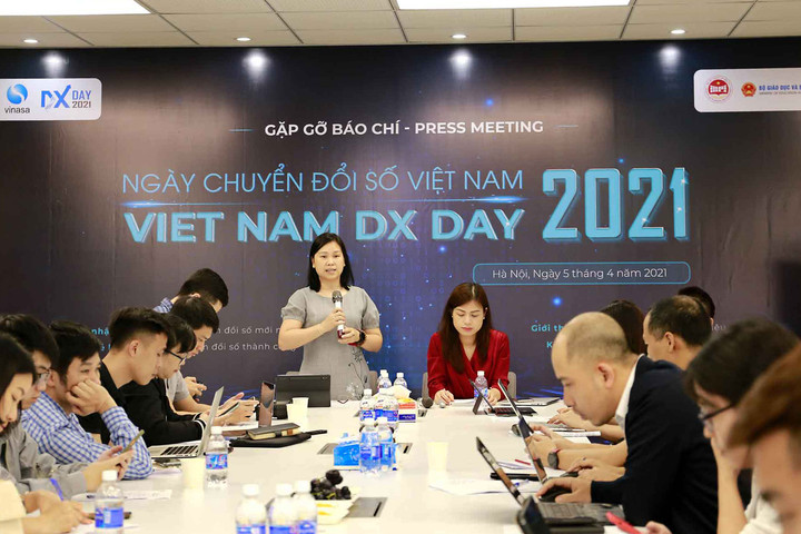 Vietnam DX Day 2021 tập trung 8 lĩnh vực trọng điểm của Chương trình Chuyển đổi số quốc gia