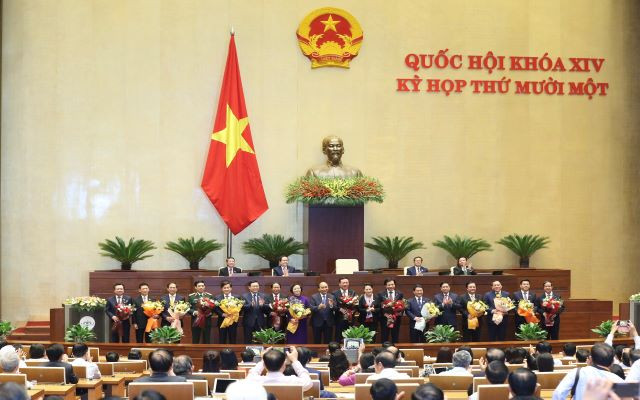 Quốc hội phê chuẩn bổ nhiệm 12 thành viên Chính phủ mới