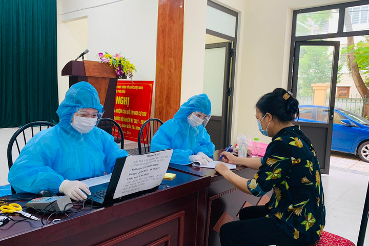Bưu điện Hà Nội linh hoạt phương thức chi trả lương hưu, trợ cấp BHXH tháng 9, 10/2021