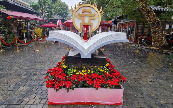 Đặc sắc các chương trình chào xuân tại phố sách Hà Nội