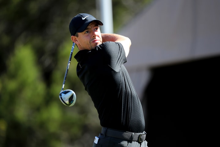 Valero Texas Open: Rory McIlroy kém vị trí dẫn đầu 7 gậy sau vòng 1