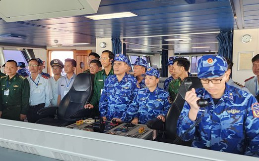 Cảnh sát biển Việt Nam và Trung Quốc tiến hành tuần tra liên hợp
