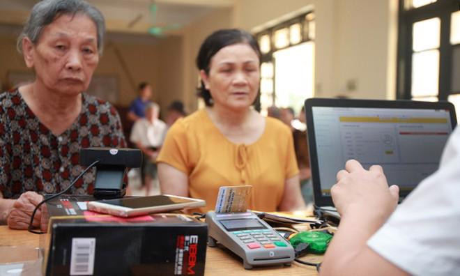 Chuyển đổi số trong chi trả an sinh xã hội - Thái Nguyên tiên phong tạo tài khoản số