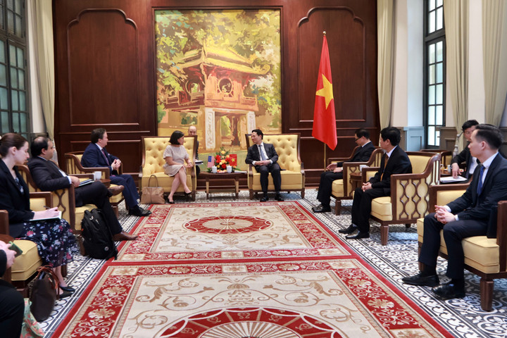 Bộ trưởng Nguyễn Mạnh Hùng tiếp Trưởng đại diện Thương mại Hoa Kỳ Katherine Tai