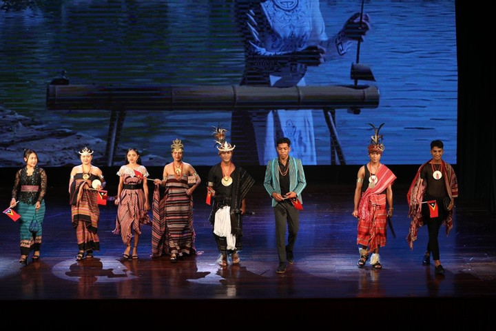 Giao lưu nghệ thuật tôn vinh sắc màu văn hoá ASEAN