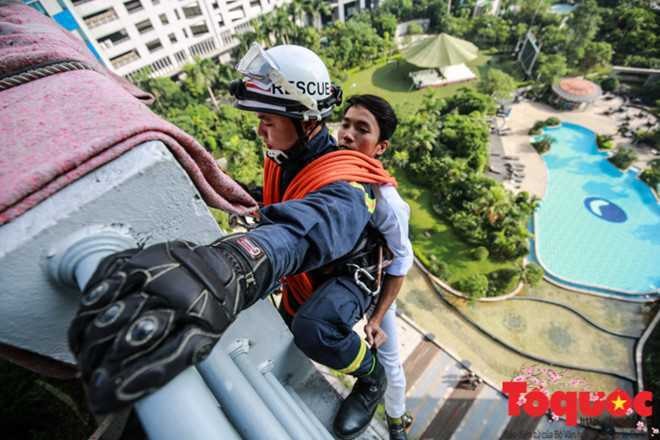 Cần lực lượng cứu hộ chuyên nghiệp, trang thiết bị phù hợp