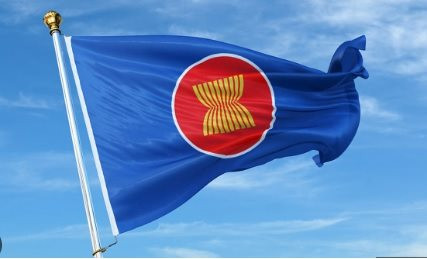 Lá cờ ASEAN - Một ASEAN năng động, thống nhất, hòa bình và ổn định