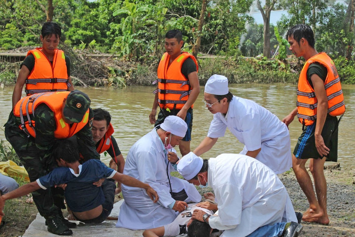Tham gia hoạt động tìm kiếm cứu hộ cứu nạn là trách nhiệm vì cộng đồng