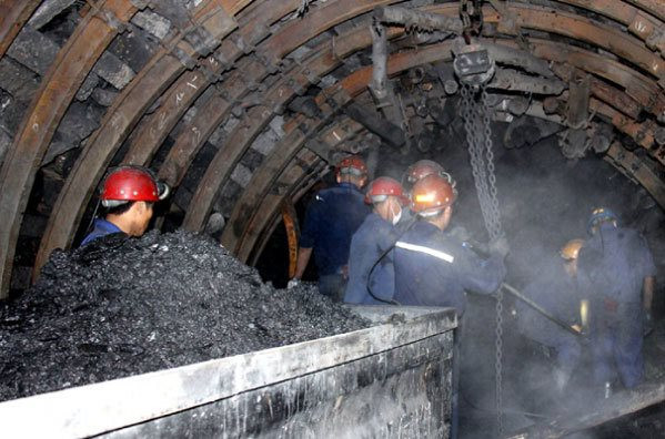 Những vụ sạt hầm mỏ than thương tâm và vai trò của cứu hộ kịp thời