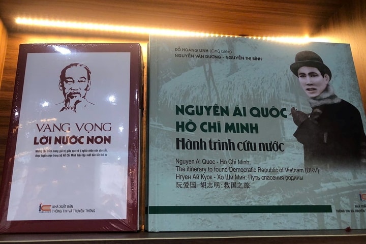 Triển lãm sách “Kỷ niệm 55 năm thực hiện Di chúc của Chủ tịch Hồ Chí Minh” trưng bày gần 3000 đầu sách