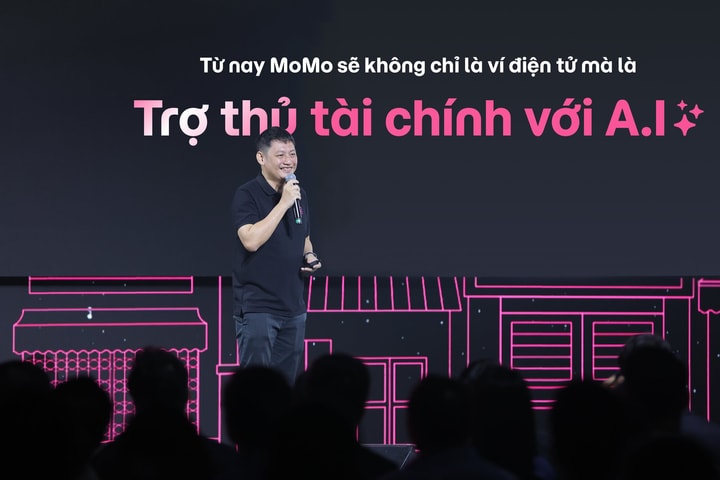 MoMo chuyển mình từ ví điện tử thành "trợ thủ tài chính với AI"