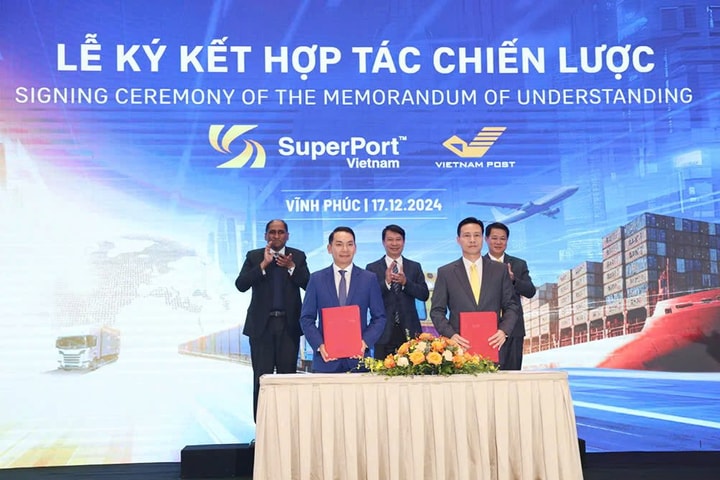 Vietnam Post và Việt Nam SuperPortTM hợp tác hỗ trợ logistics cho các DN vừa và nhỏ