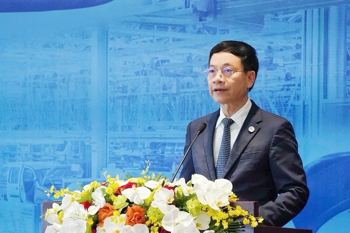 Phát triển KHCN, ĐMST và CĐS hướng vào phục vụ phát triển xanh và bền vững